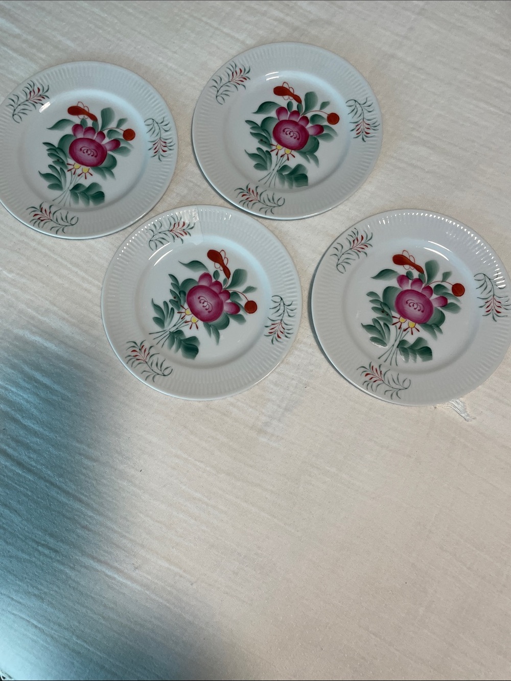 August Wernecke set of four dessert plates "Ostfriesenrose" (East Frisian Rose)